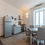 Guesthost - San Lorenzo Functional Flat Appartement