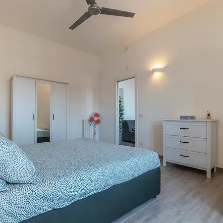 Guesthost - San Lorenzo Functional Flat *